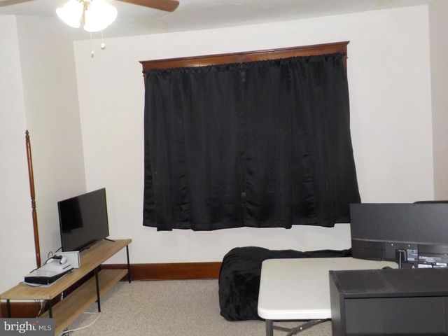 174 E EMAUS ST, Middletown, PA 17057