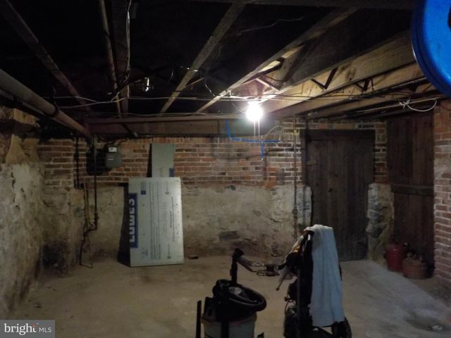 174 E EMAUS ST, Middletown, PA 17057