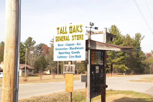 N10008 PARKWAY ROAD, Stephenson, WI 54114