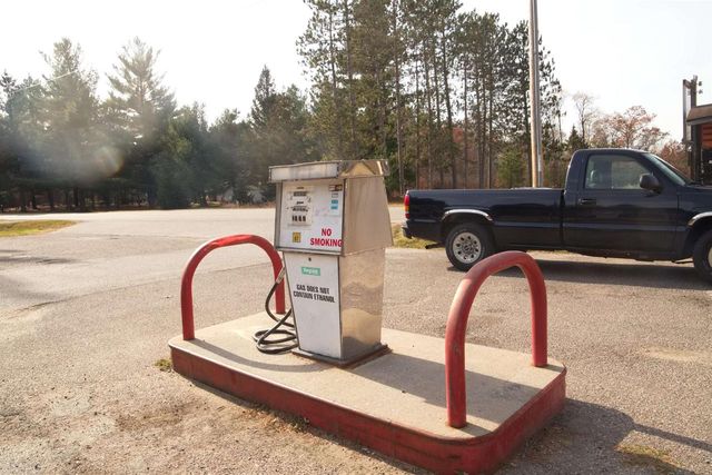 N10008 PARKWAY ROAD, Stephenson, WI 54114