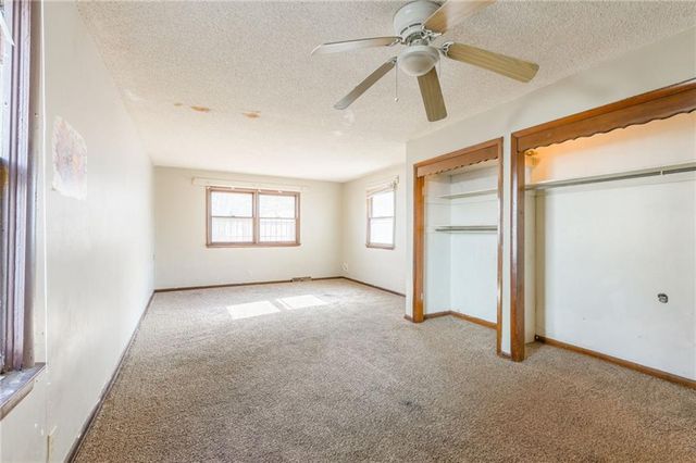 2739 N 11th Street, Kansas City, KS 66104