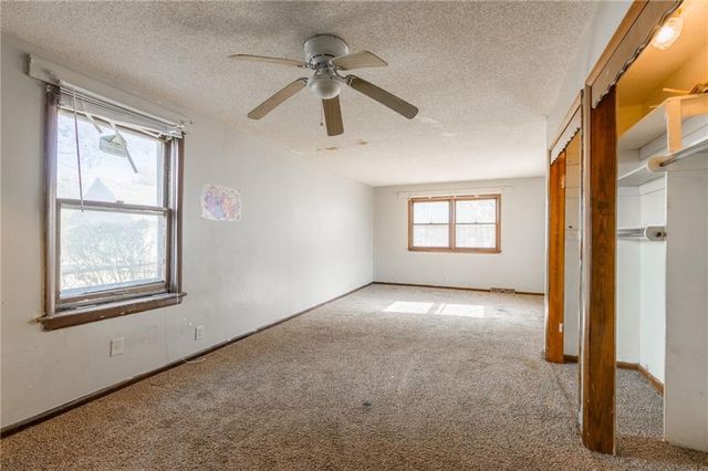 2739 N 11th Street, Kansas City, KS 66104