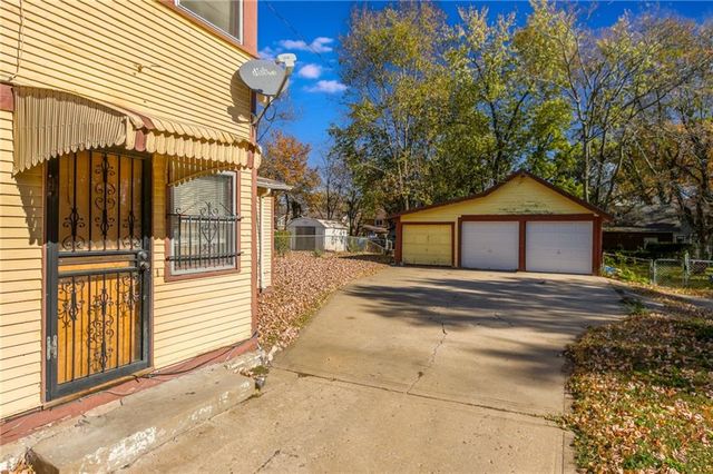 2739 N 11th Street, Kansas City, KS 66104