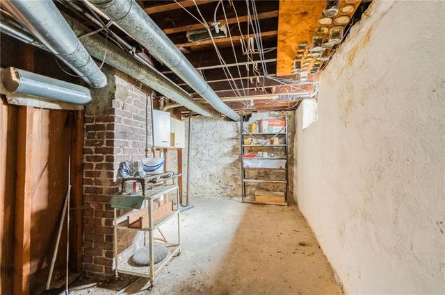 2739 N 11th Street, Kansas City, KS 66104