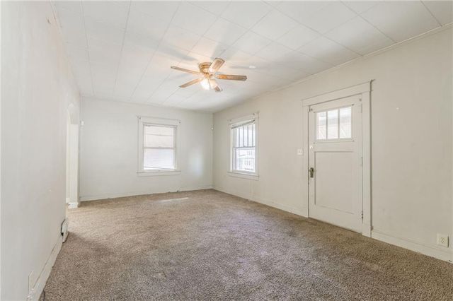 2739 N 11th Street, Kansas City, KS 66104