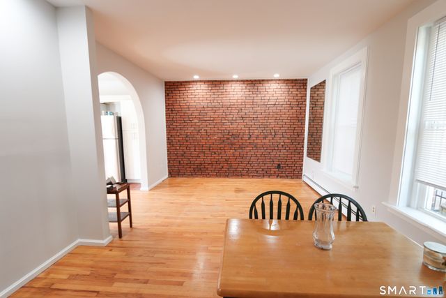 182 Chestnut Street 1, New Haven, CT 06511