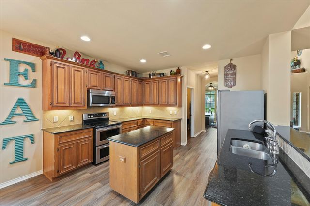 619 Widgeon Cove, Texas City, TX 77590