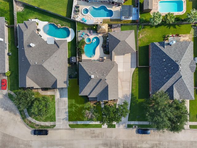 619 Widgeon Cove, Texas City, TX 77590