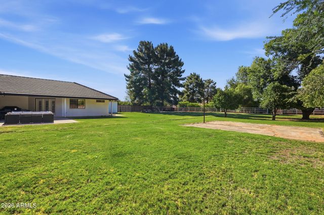 646 E LEAH Lane, Gilbert, AZ 85234