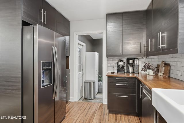 5127 Rebecca Lane, Knoxville, TN 37920