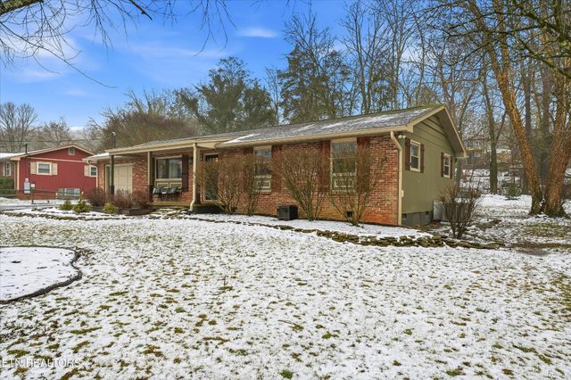 5127 Rebecca Lane, Knoxville, TN 37920