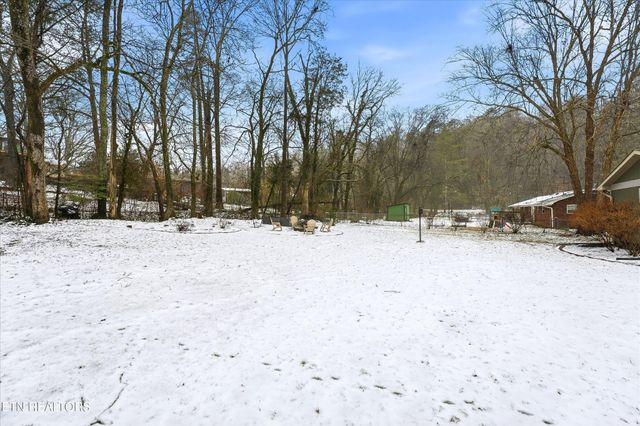 5127 Rebecca Lane, Knoxville, TN 37920