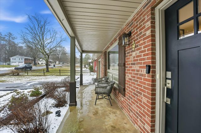 5127 Rebecca Lane, Knoxville, TN 37920