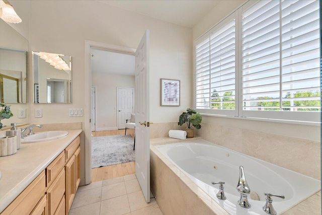 19512 Howard Court, Cupertino, CA 95014