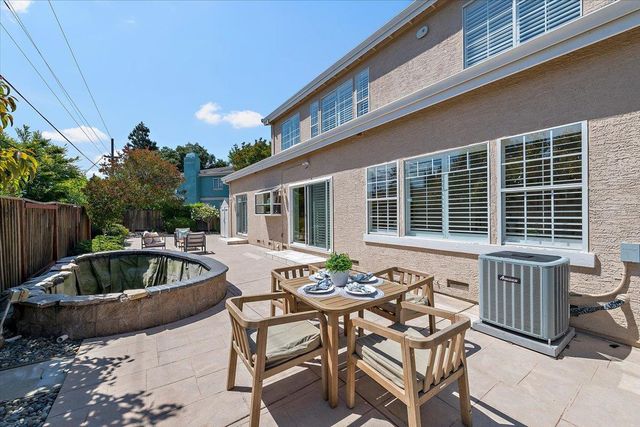 19512 Howard Court, Cupertino, CA 95014