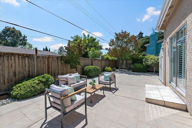 19512 Howard Court, Cupertino, CA 95014