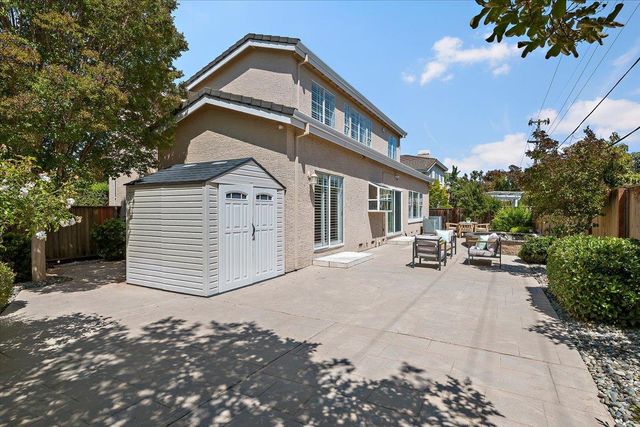 19512 Howard Court, Cupertino, CA 95014