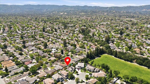 19512 Howard Court, Cupertino, CA 95014