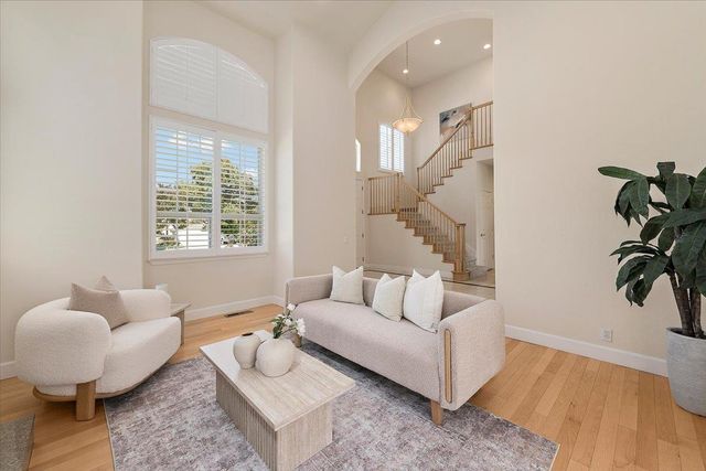 19512 Howard Court, Cupertino, CA 95014