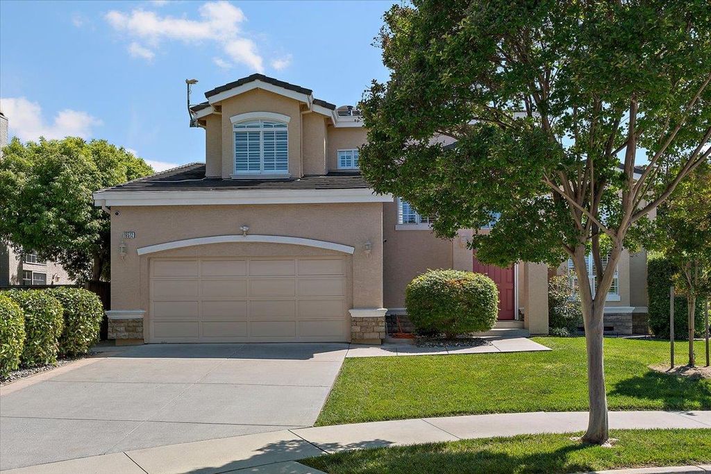 19512 Howard Court, Cupertino, CA 95014