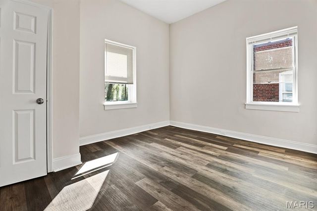5946 Julian Avenue, St Louis, MO 63112
