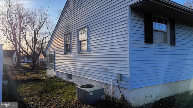 204 CUMBERLAND AVE, Magnolia, NJ 08049