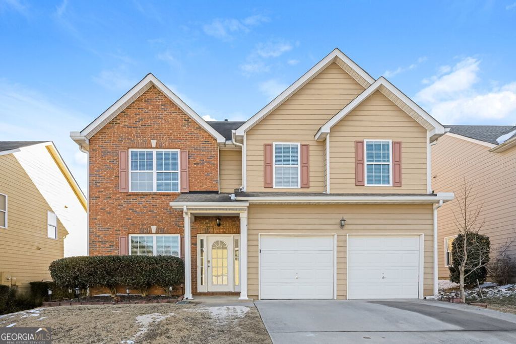 4215 Pointe Vecchio Circle, Cumming, GA 30040