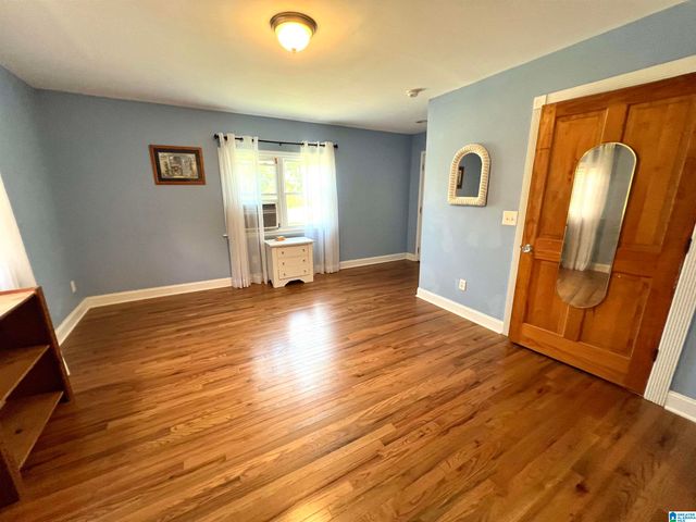 200 FULTON ROAD, Columbiana, AL 35051