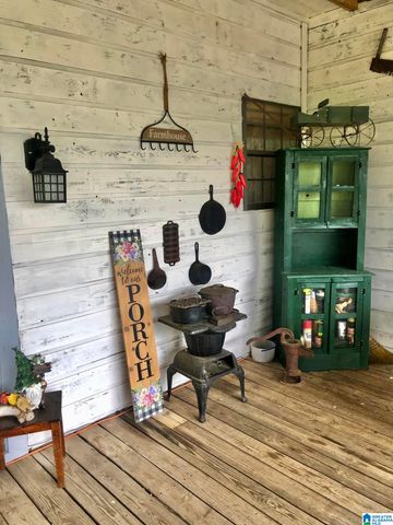 200 FULTON ROAD, Columbiana, AL 35051