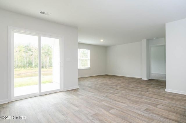 635 Avington Lane NE, Leland, NC 28451