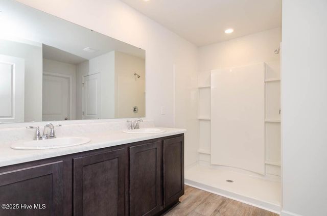 635 Avington Lane NE, Leland, NC 28451