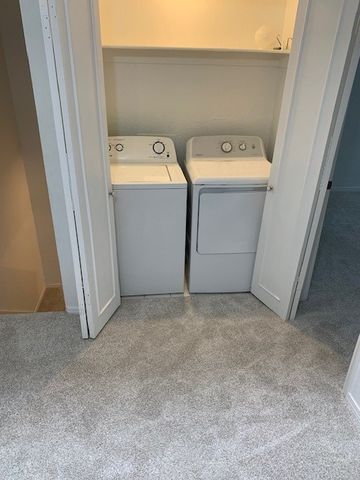 5757 E UNIVERSITY Boulevard 27 Y, Dallas, TX 75206