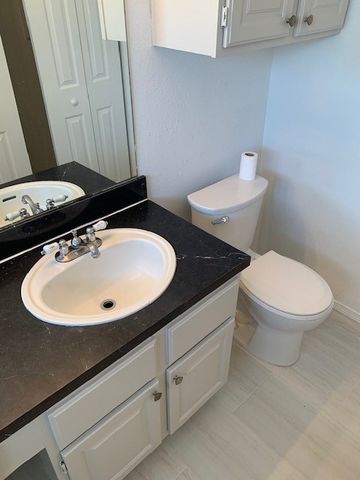 5757 E UNIVERSITY Boulevard 27 Y, Dallas, TX 75206