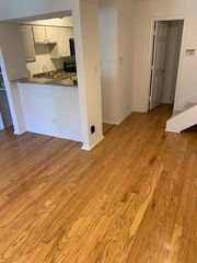 5757 E UNIVERSITY Boulevard 27 Y, Dallas, TX 75206