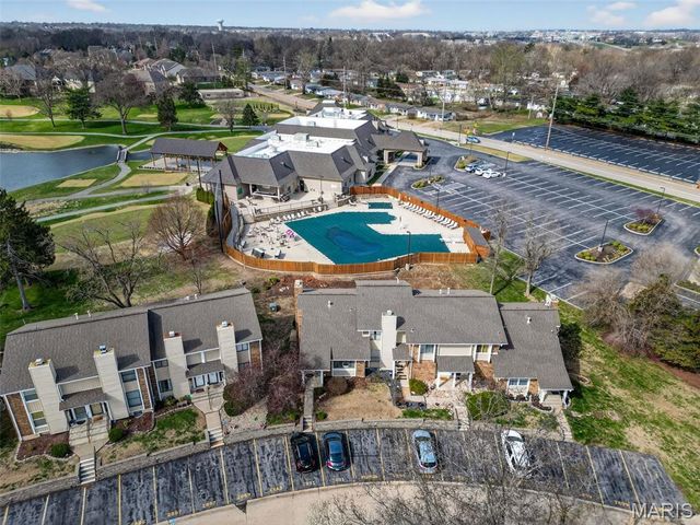 2891 Fairways Circle O, Unincorporated, MO 63303
