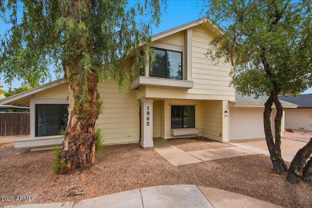 1865 S ASH Circle, Mesa, AZ 85202 — photo 4