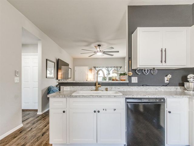 1325 Peridot Lane, Noble, OK 73068