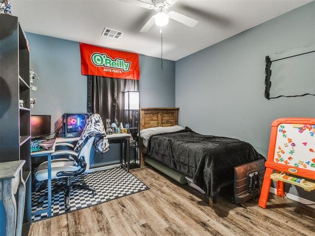 1325 Peridot Lane, Noble, OK 73068