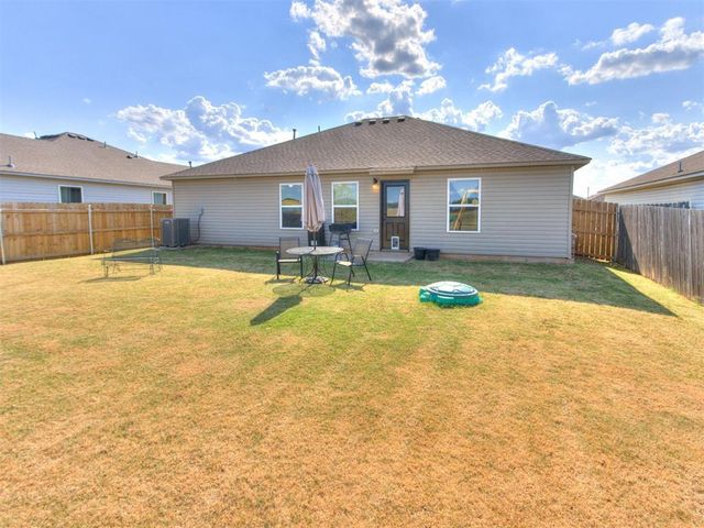 1325 Peridot Lane, Noble, OK 73068