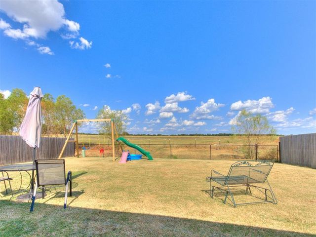 1325 Peridot Lane, Noble, OK 73068