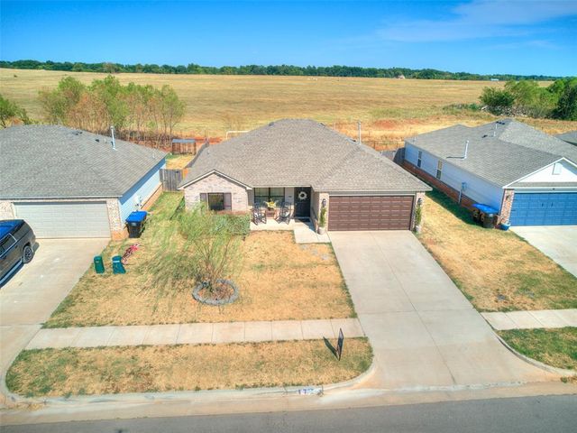 1325 Peridot Lane, Noble, OK 73068