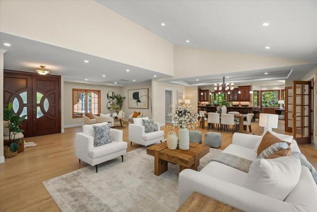14300 Maclay Court, Saratoga, CA 95070
