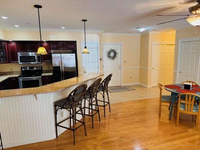 3 Abbey Ln Unit 7, Meredith, NH 03253