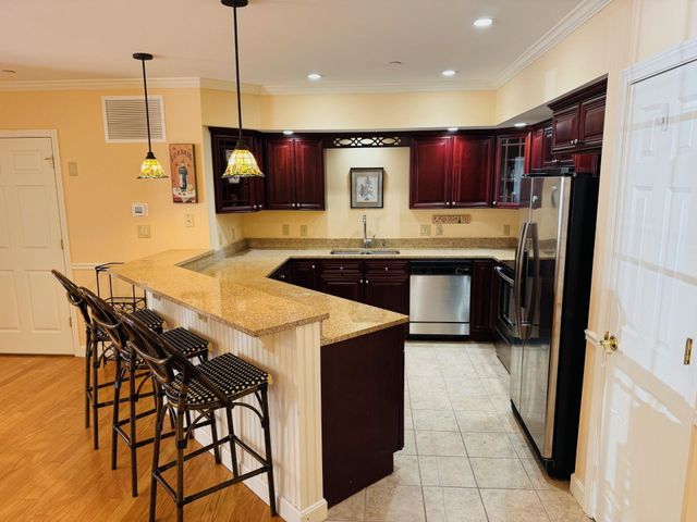 3 Abbey Ln Unit 7, Meredith, NH 03253