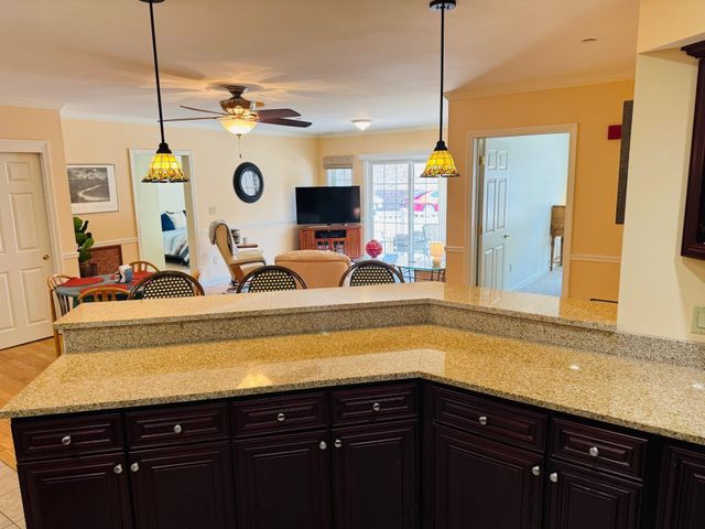 3 Abbey Ln Unit 7, Meredith, NH 03253