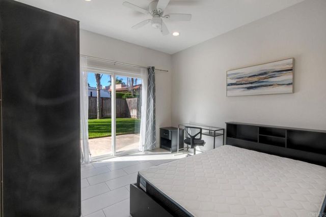 6809 11 Corintia Street, Carlsbad, CA 92009