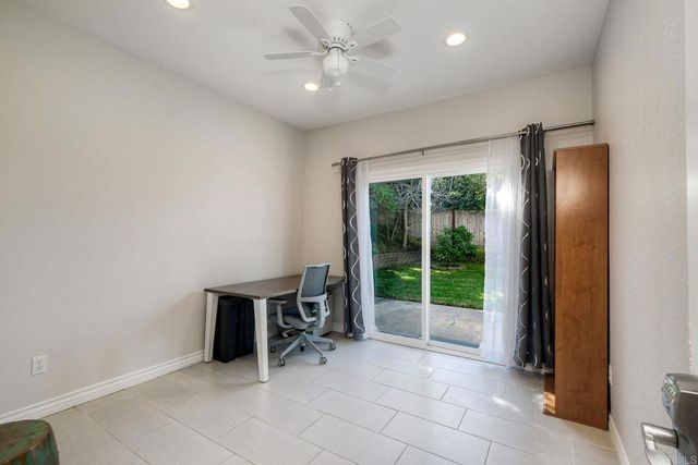 6809 11 Corintia Street, Carlsbad, CA 92009