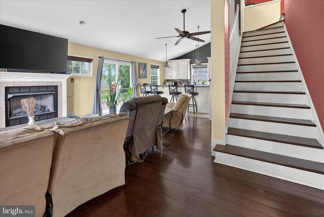 280 OLIVE ST, Warminster, PA 18974