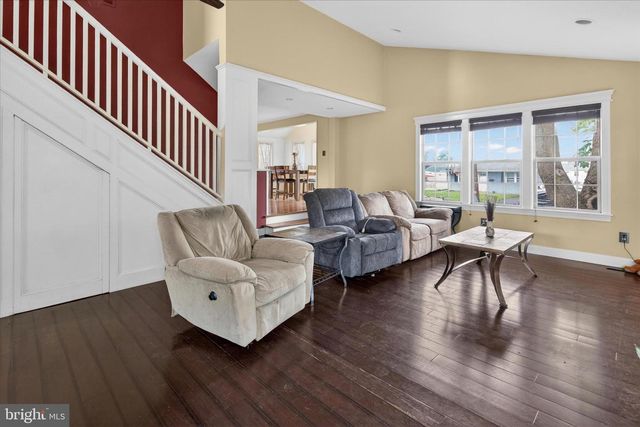 280 OLIVE ST, Warminster, PA 18974