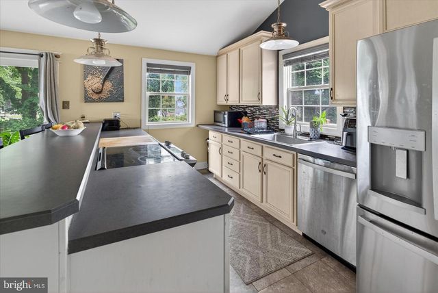 280 OLIVE ST, Warminster, PA 18974